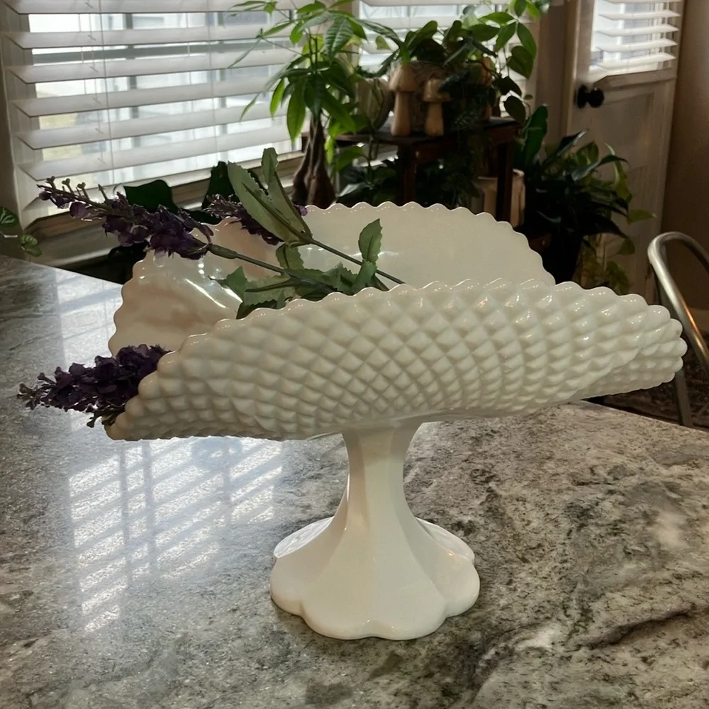 Vintage Milkglass Banana Boat Diamond Pattern